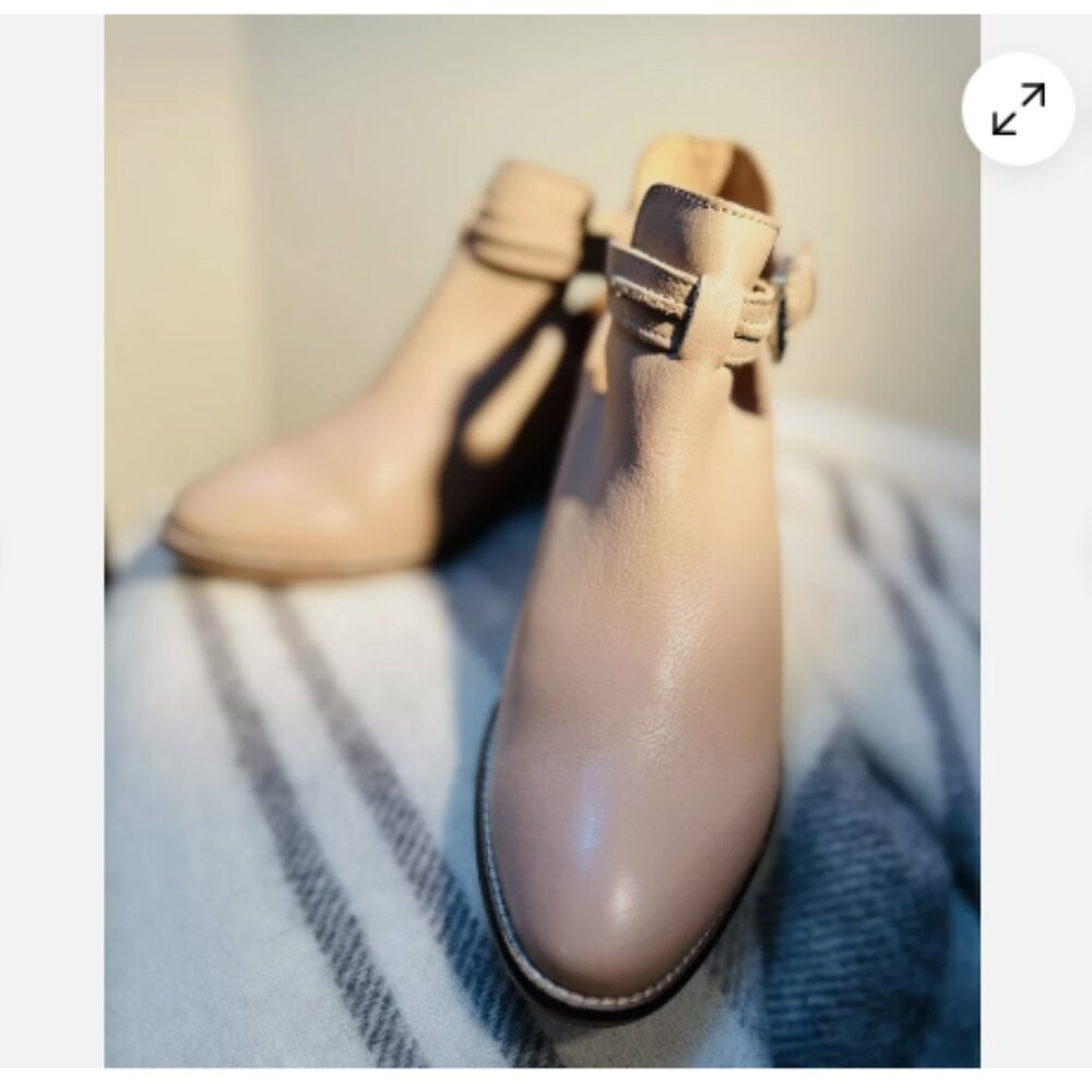 Seychelles Booties Ankle Boots Women's 7.5 Nude Leather Western Buckle Strap